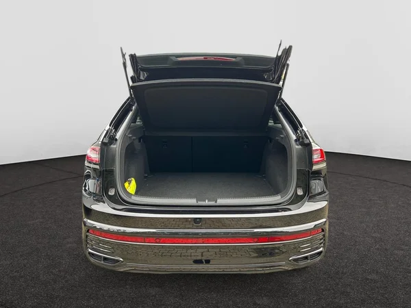 VOLKSWAGEN Taigo (2023) — foto 16 van 24