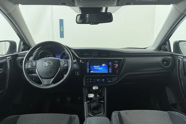 Toyota Auris Sw (2019) — foto 20 van 20