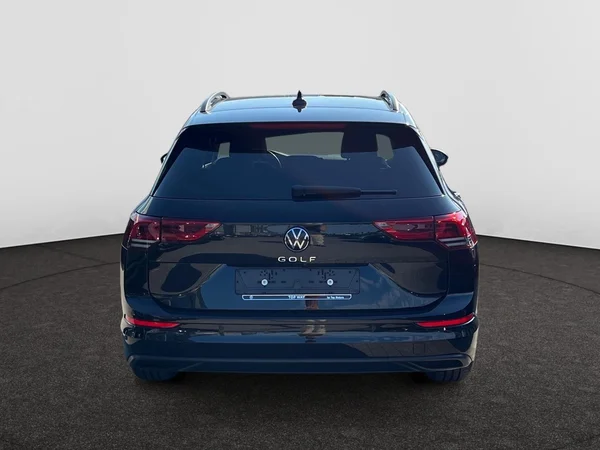 VOLKSWAGEN Golf VIII SW (2024) — foto 15 van 22
