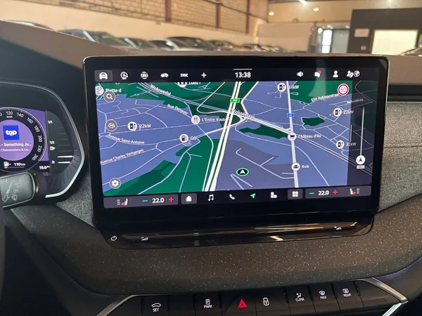 SKODA Octavia Combi (2025) — foto 6 van 24
