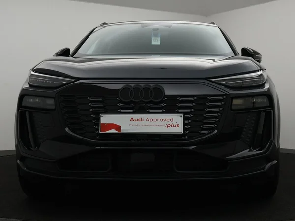 AUDI Q6 e-tron (2026) — foto 12 van 25