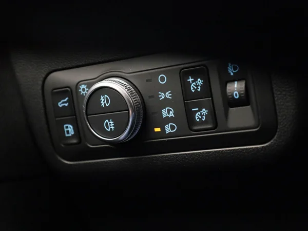 Ford Kuga (2023) — foto 18 van 45