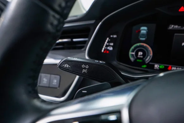 Audi A6 PHEV (2021) — foto 14 van 51