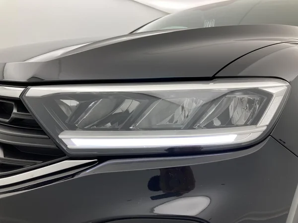 VOLKSWAGEN T-Roc (2024) — foto 21 van 36