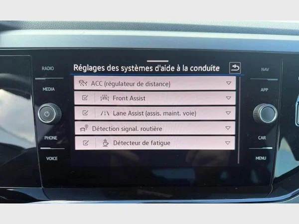 Volkswagen Taigo (2024) — foto 13 van 21