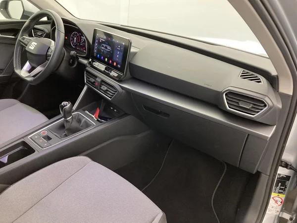 SEAT Leon ST (2024) — foto 9 van 36