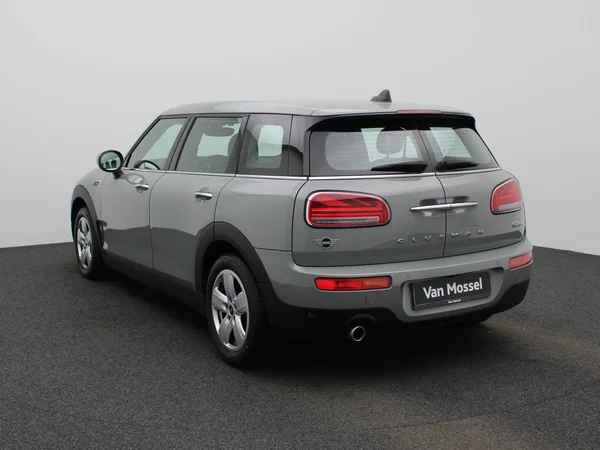 MINI Clubman (2022) — foto 12 van 41
