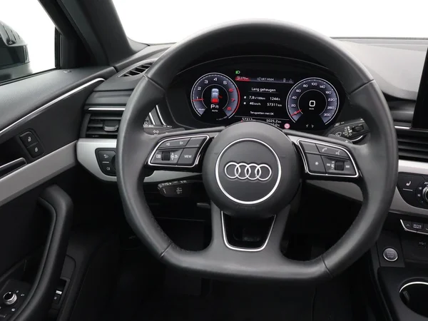 AUDI A4 Avant (2024) — foto 7 van 29