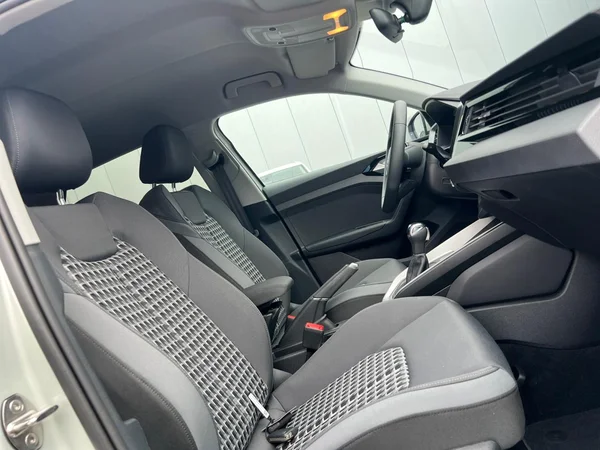 AUDI A1 Allstreet (2025) — foto 13 van 24