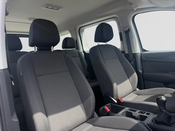 VOLKSWAGEN Caddy Maxi Dsl (2024) — foto 3 van 21