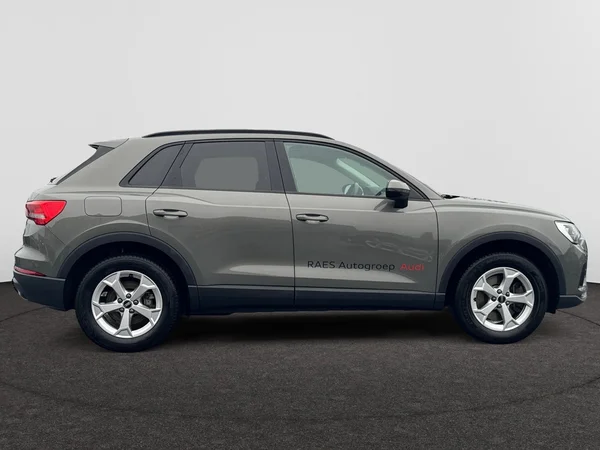 AUDI Q3 (2021) — foto 8 van 18