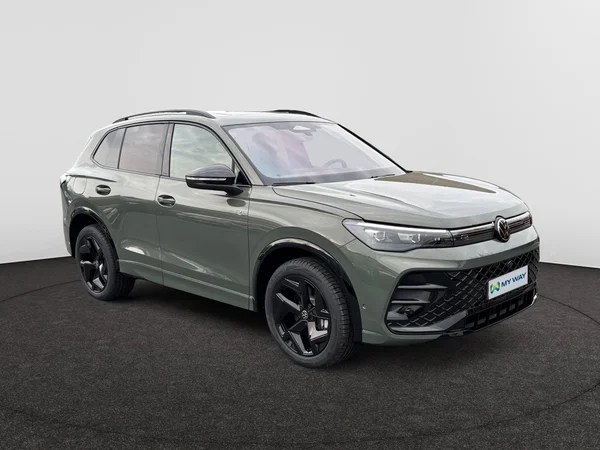 VOLKSWAGEN Tiguan (2025) — foto 2 van 24
