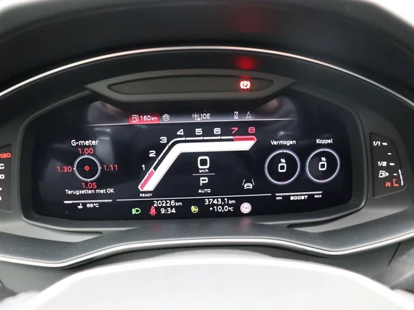 Audi RS6 (2024) — foto 3 van 27