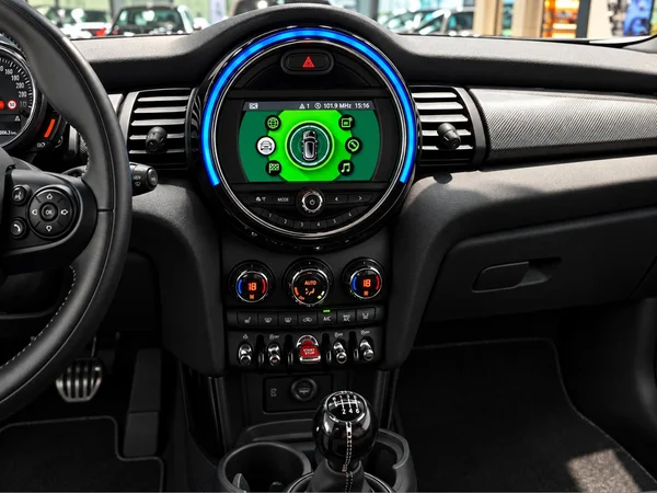 MINI Mini Dsl (F56) (2018) — foto 3 van 13