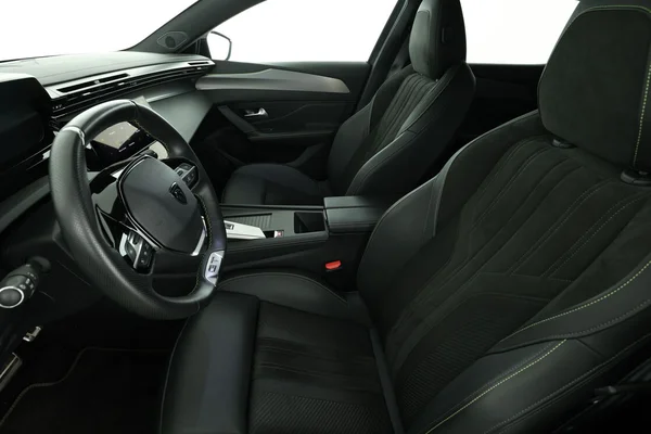 Peugeot 408 (2023) — foto 16 van 16