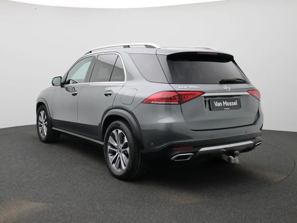 Mercedes-Benz GLE (2022) — foto 12 van 45