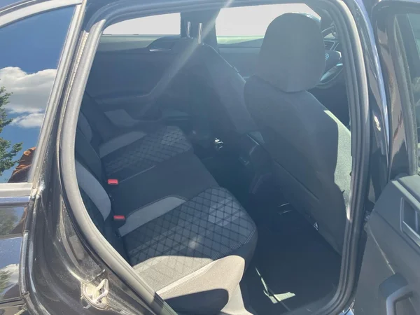 VOLKSWAGEN Taigo (2025) — foto 19 van 23