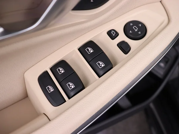 BMW 330 (2021) — foto 21 van 31