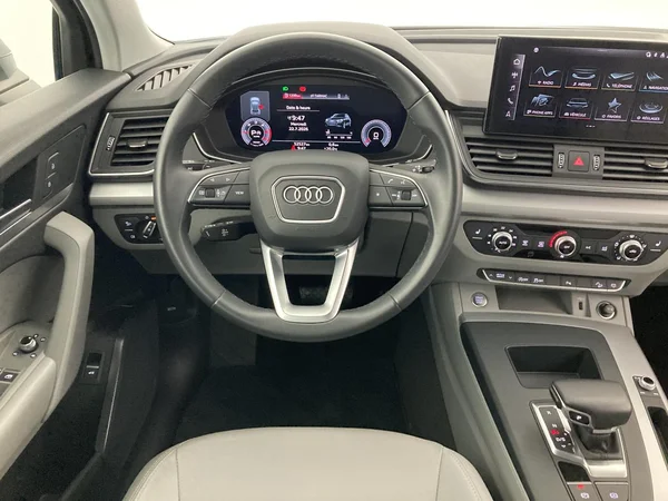 AUDI Q5 (2022) — foto 8 van 36