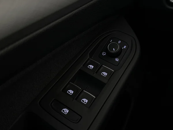 VOLKSWAGEN Golf Variant (2022) — foto 20 van 28