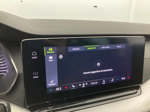 SKODA Octavia Combi (2022) — foto 15 van 35