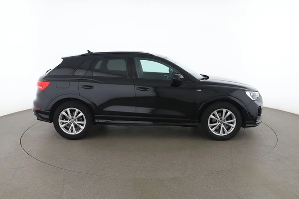 Audi Q3 (2019) — foto 13 van 16