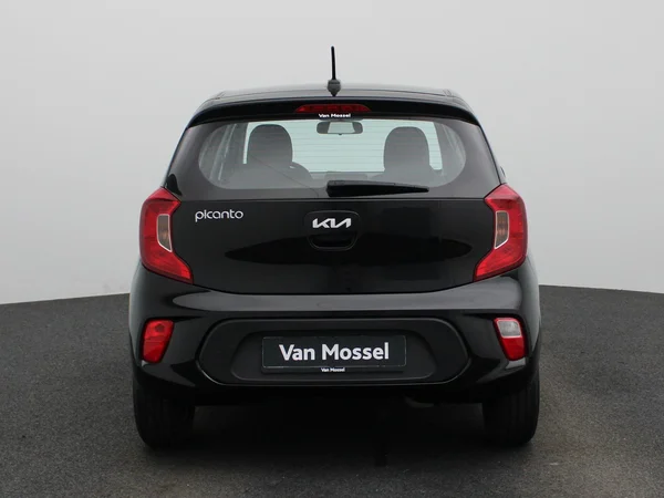 Kia Picanto (2022) — foto 29 van 33
