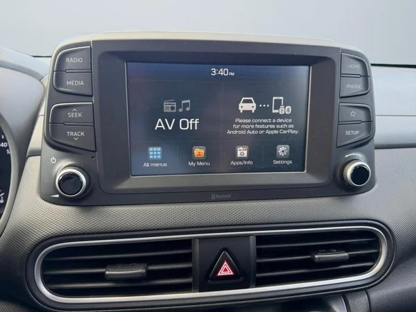 HYUNDAI Kona (2018) — foto 8 van 31