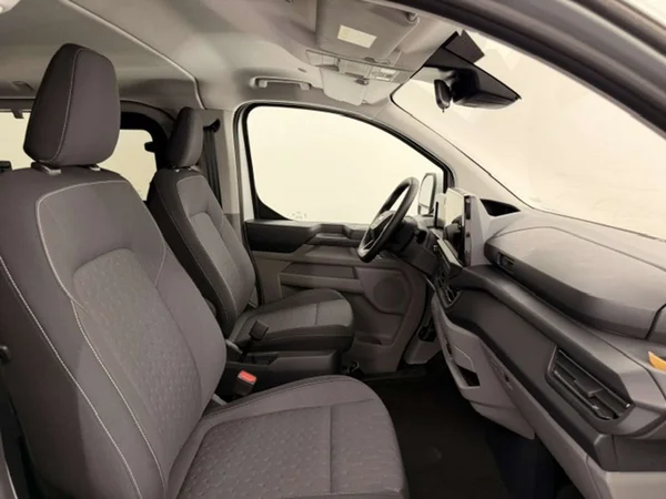 Ford Transit Custom — foto 3 van 23