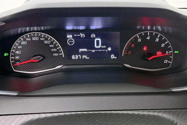 Peugeot 208 (2021) — foto 3 van 44