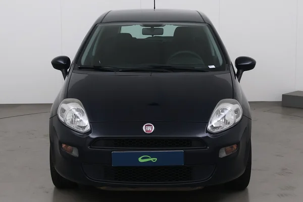 Fiat Punto (2017) — foto 12 van 21
