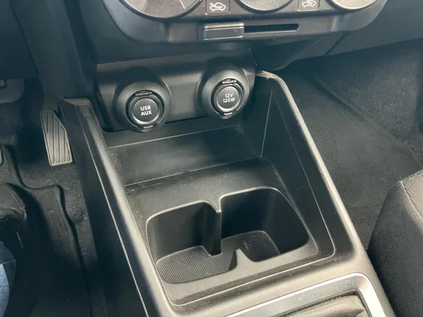 SUZUKI Swift (2020) — foto 13 van 25