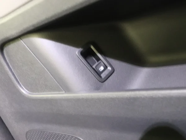 VOLKSWAGEN ID.Buzz (2026) — foto 20 van 20