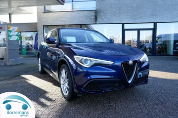Alfa-Romeo Stelvio 7bfcedfb-8a9b-44a5-bd18-814171f3acea