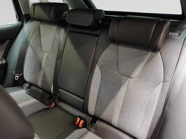 SKODA Octavia Combi (2025) — foto 3 van 15