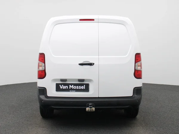 Opel Combo (2022) — foto 36 van 39