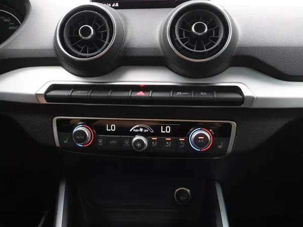 Audi Q2 (2020) — foto 9 van 25