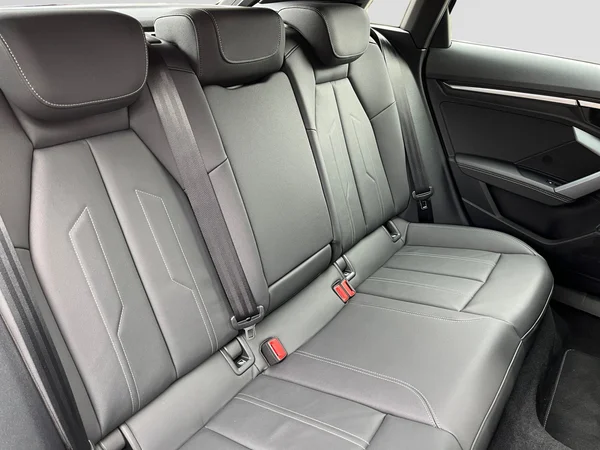 AUDI A3 Allstreet (2024) — foto 5 van 15