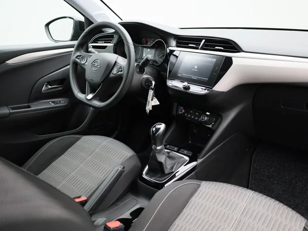 Opel Corsa (2022) — foto 29 van 39