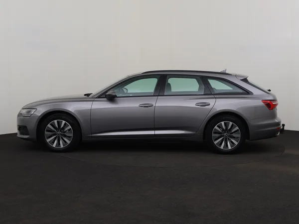 AUDI A6 (2021) — foto 12 van 32