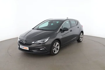 Opel Astra e5bbd8cd-57a8-4acf-82d4-9973b6df8d03