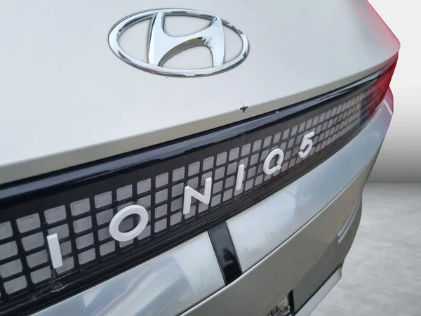 Hyundai IONIQ 5 (2021) — foto 6 van 10
