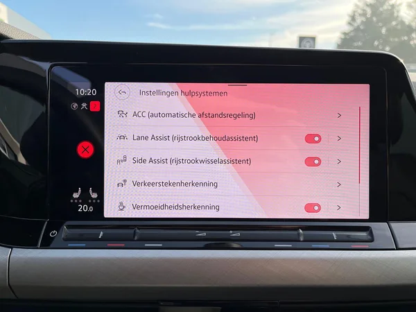 VOLKSWAGEN Golf VIII SW (2025) — foto 7 van 21