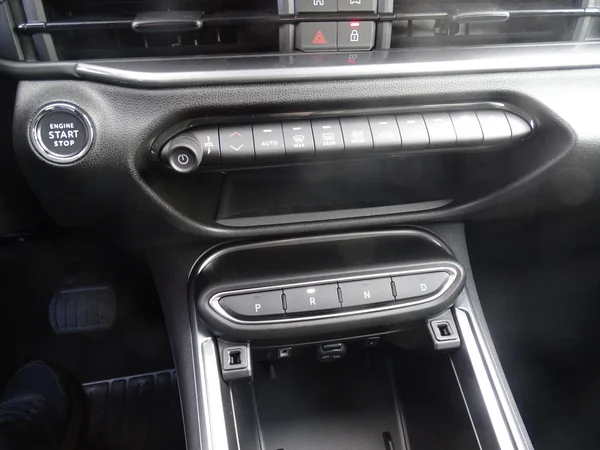 Fiat 600 (2025) — foto 19 van 28