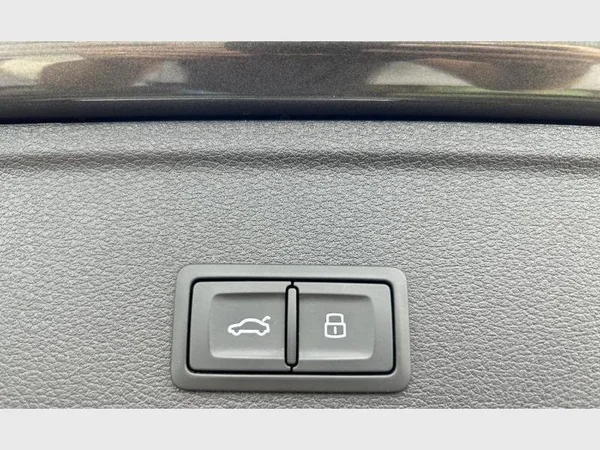 Audi A4 Avant (2023) — foto 5 van 36