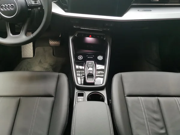 AUDI A3 Allstreet (2025) — foto 6 van 14
