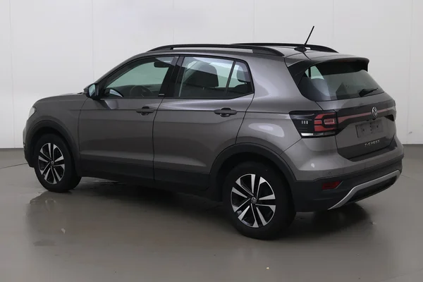 Volkswagen T-Cross (2021) — foto 13 van 19