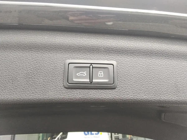 AUDI Q3 PHEV (2021) — foto 15 van 24