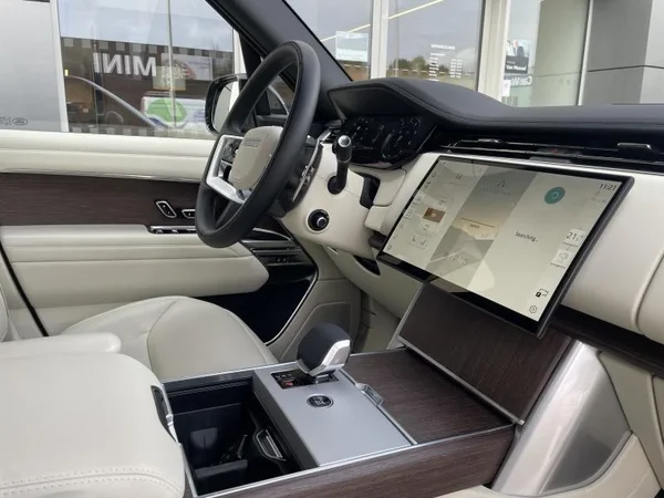 Land Rover Range Rover (2025) — foto 27 van 37