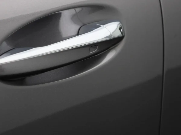 Mercedes-Benz EQB (2023) — foto 9 van 53